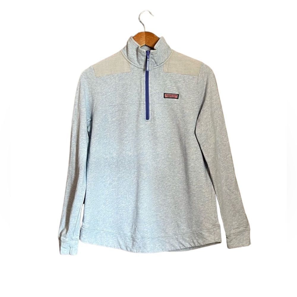 Vineyard vines light blue 1/4 zip sweater.‎